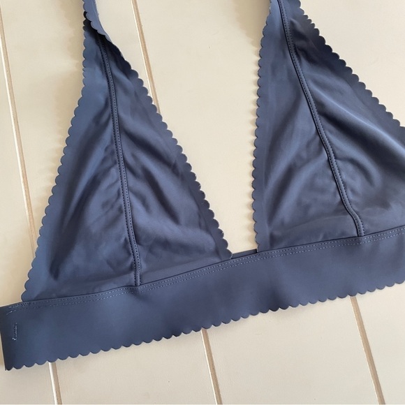 urban outfitters out from under baby blue scallop hem bralette size M - Picture 6 of 6